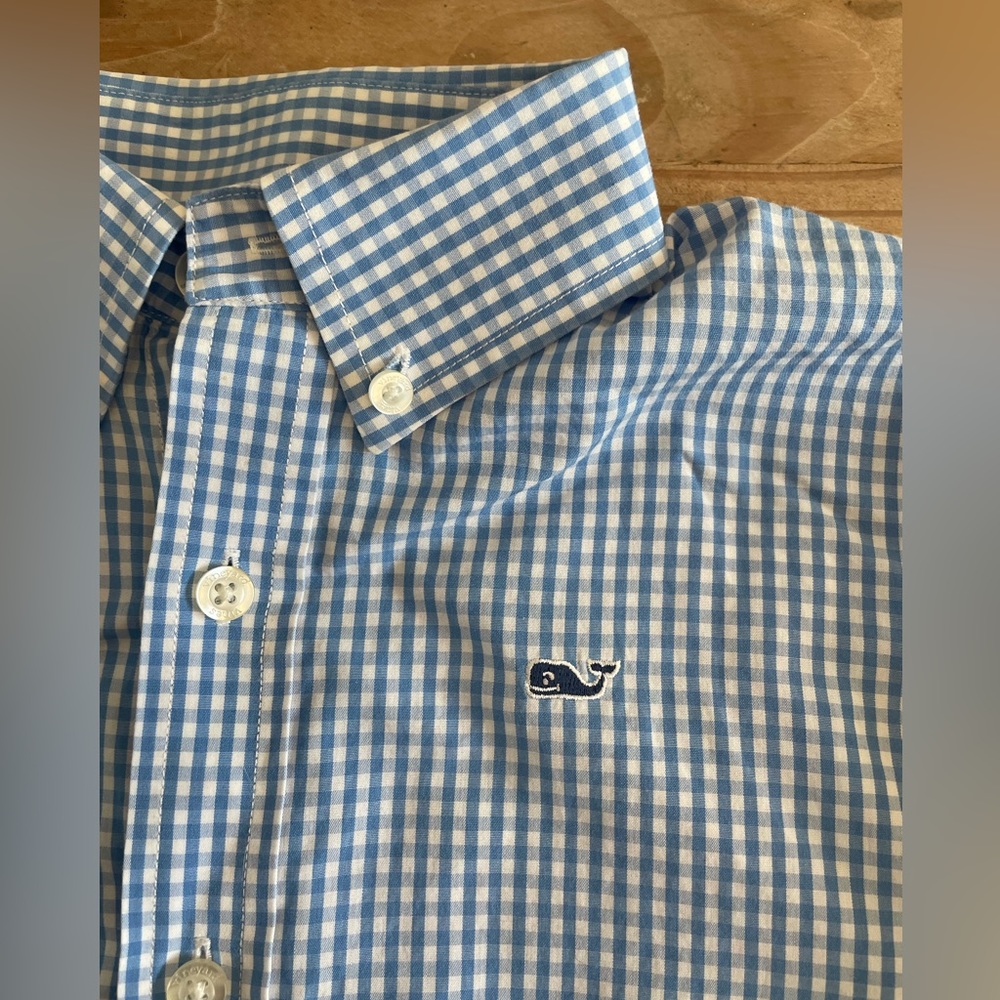 Vineyard Vines Boys Whale Shirt, Size M (12-14)